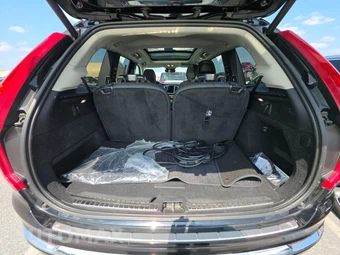2024 Volvo XC90 Recharge Plug-In Hybrid T8 Plus Bright Theme 6-Passenger – miniatura 17