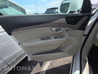 2024 Volvo XC90 Recharge Plug-In Hybrid T8 Plus Bright Theme 6-Passenger – miniatura 9