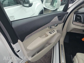 2024 Volvo XC90 Recharge Plug-In Hybrid T8 Plus Bright Theme 7-Passenger - miniatura 9