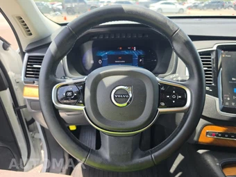2024 Volvo XC90 Recharge Plug-In Hybrid T8 Plus Bright Theme 7-Passenger – miniatura 10