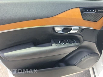 2024 Volvo XC90 Recharge Plug-In Hybrid T8 Plus Bright Theme 7-Passenger – miniatura 9