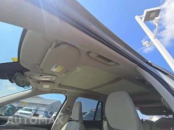 2024 Volvo XC90 Recharge Plug-In Hybrid T8 Plus Bright Theme 7-Passenger - miniatura 11