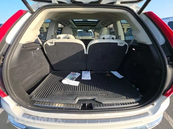 2024 Volvo XC90 Recharge Plug-In Hybrid T8 Plus Bright Theme 7-Passenger - miniatura 17
