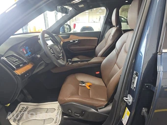 2024 Volvo XC90 Recharge Plug-In Hybrid T8 Plus Bright Theme 7-Passenger - miniatura 7
