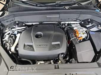 2024 Volvo XC90 Recharge Plug-In Hybrid T8 Plus Bright Theme 7-Passenger – miniatura 16