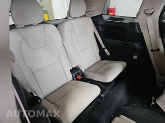 2024 Volvo XC90 Recharge Plug-In Hybrid T8 Ultimate Bright Theme 6-Passenger - miniatura 14