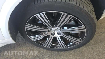 2024 Volvo XC90 Recharge Plug-In Hybrid T8 Ultimate Bright Theme 6-Passenger - miniatura 25