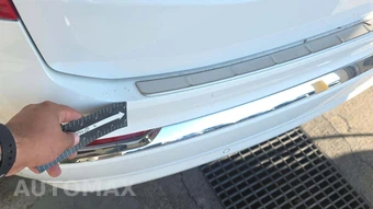 2024 Volvo XC90 Recharge Plug-In Hybrid T8 Ultimate Bright Theme 6-Passenger - miniatura 29