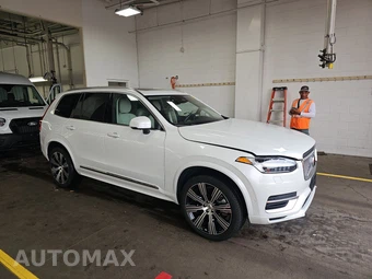 2024 Volvo XC90 Recharge Plug-In Hybrid T8 Ultimate Bright Theme 6-Passenger - miniatura 3