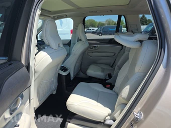 2024 Volvo XC90 Recharge Plug-In Hybrid T8 Ultimate Bright Theme 6-Passenger – miniatura 13