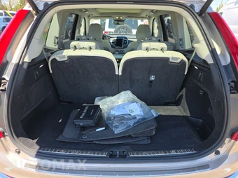 2024 Volvo XC90 Recharge Plug-In Hybrid T8 Ultimate Bright Theme 6-Passenger – miniatura 17