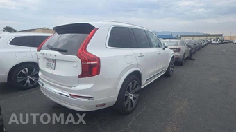2024 Volvo XC90 Recharge Plug-In Hybrid T8 Ultimate Bright Theme 6-Passenger - miniatura 20