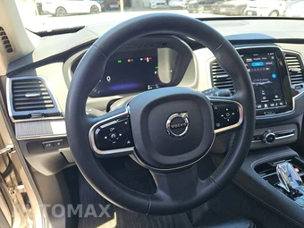 2024 Volvo XC90 Recharge Plug-In Hybrid T8 Ultimate Bright Theme 6-Passenger - miniatura 10