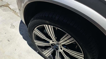 2024 Volvo XC90 Recharge Plug-In Hybrid T8 Ultimate Bright Theme 6-Passenger - miniatura 21