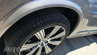 2024 Volvo XC90 Recharge Plug-In Hybrid T8 Ultimate Bright Theme 6-Passenger - miniatura 23