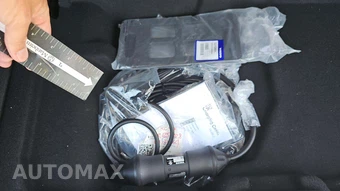 2024 Volvo XC90 Recharge Plug-In Hybrid T8 Ultimate Bright Theme 6-Passenger - miniatura 20