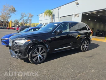 2024 Volvo XC90 Recharge Plug-In Hybrid T8 Ultimate Bright Theme 6-Passenger
