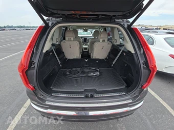2024 Volvo XC90 Recharge Plug-In Hybrid T8 Ultimate Bright Theme 6-Passenger – miniatura 17