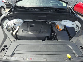 2024 Volvo XC90 Recharge Plug-In Hybrid T8 Ultimate Bright Theme 7-Passenger - miniatura 16