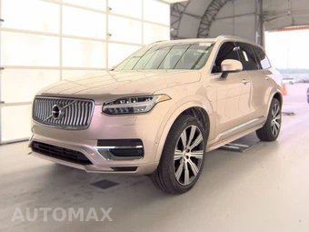 2024 Volvo XC90 Recharge Plug-In Hybrid T8 Ultimate Bright Theme 7-Passenger