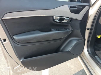 2024 Volvo XC90 Recharge Plug-In Hybrid T8 Ultimate Bright Theme 7-Passenger - miniatura 15