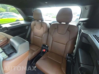 2024 Volvo XC90 Recharge Plug-In Hybrid T8 Ultimate Bright Theme 7-Passenger - miniatura 11