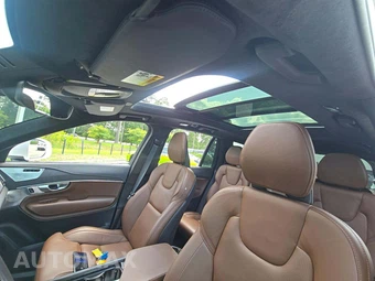 2024 Volvo XC90 Recharge Plug-In Hybrid T8 Ultimate Bright Theme 7-Passenger - miniatura 8