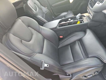 2024 Volvo XC90 Recharge Plug-In Hybrid T8 Ultimate Bright Theme 7-Passenger - miniatura 16