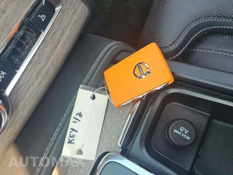 2024 Volvo XC90 Recharge Plug-In Hybrid T8 Ultimate Bright Theme 7-Passenger - miniatura 5