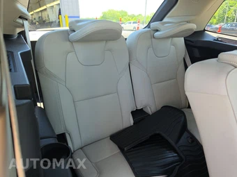 2024 Volvo XC90 Recharge Plug-In Hybrid T8 Ultimate Bright Theme 7-Passenger - miniatura 14