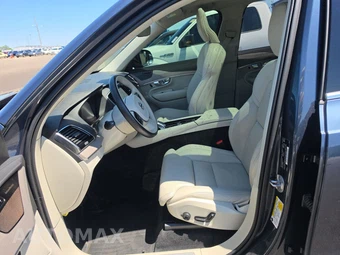 2024 Volvo XC90 Recharge Plug-In Hybrid T8 Ultimate Bright Theme 7-Passenger - miniatura 7
