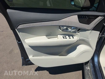 2024 Volvo XC90 Recharge Plug-In Hybrid T8 Ultimate Bright Theme 7-Passenger - miniatura 9