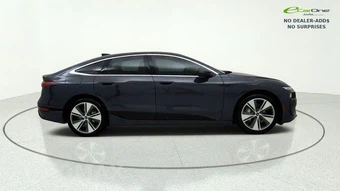 2025 Audi A6 Sportback e-tron Premium Plus - miniatura 2