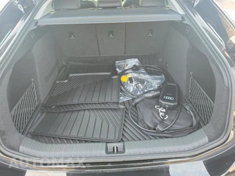 2025 Audi A6 Sportback e-tron Prestige - miniatura 16