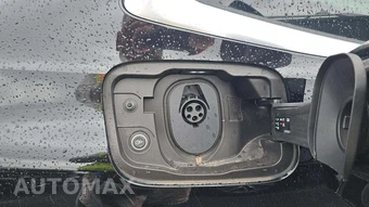 2025 Audi A6 Sportback e-tron Prestige - miniatura 21