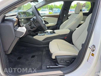 2025 Audi A6 Sportback e-tron Prestige – miniatura 3