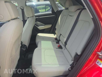 2025 Audi Q3 S line Premium Plus – miniatura 10