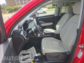 2025 Audi Q3 S line Premium Plus – miniatura 3
