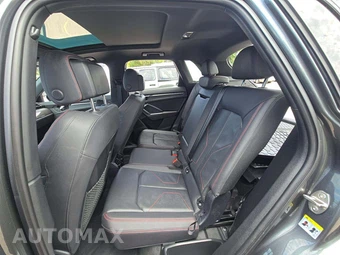 2025 Audi Q3 S line Premium Plus – miniatura 13
