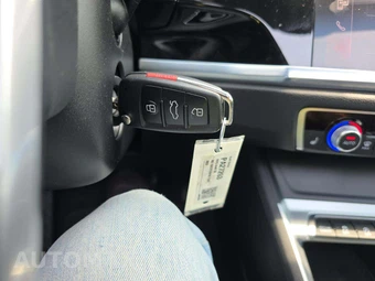 2025 Audi Q3 S line Premium – miniatura 5