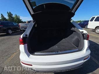 2025 Audi Q3 S line Premium - miniatura 16