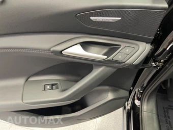 2025 Audi Q6 e-tron Premium Plus - miniatura 32