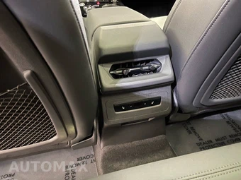 2025 Audi Q6 e-tron Premium Plus - miniatura 33