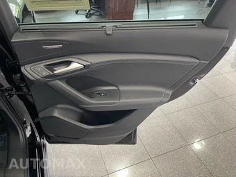 2025 Audi Q6 e-tron Premium Plus - miniatura 42