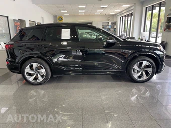 2025 Audi Q6 e-tron Premium Plus - miniatura 5