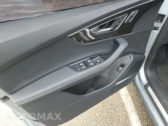 2025 Audi Q7 Premium Plus 45 TFSI - miniatura 15