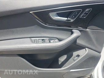 2025 Audi Q7 Premium Plus 55 TFSI - miniatura 9