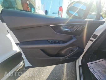2025 Audi Q7 Premium Plus 55 TFSI - miniatura 9