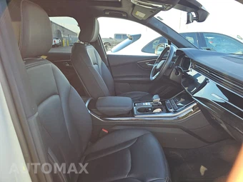 2025 Audi Q7 Premium Plus 55 TFSI - miniatura 8