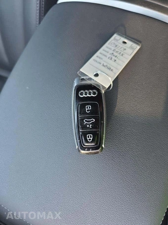 2025 Audi Q7 Premium Plus 55 TFSI – miniatura 8